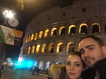 El Coliseo de noche