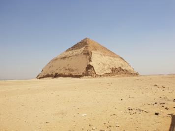 piramide-acodada-dahshur